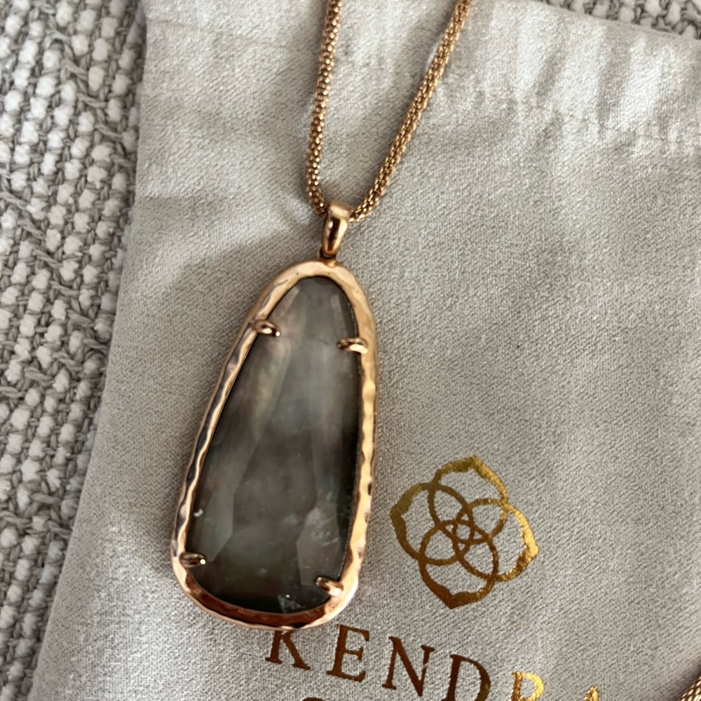 Kendra Scott Long Rose Gold Necklace